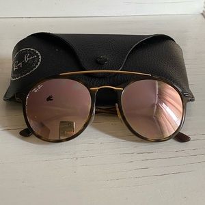 Mirrored Ray-Ban Sunglasses